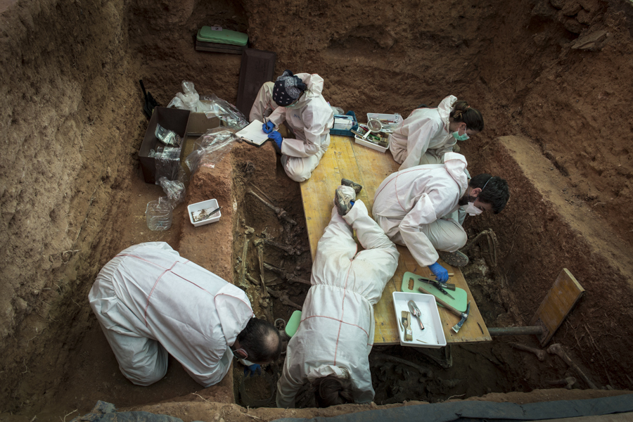 2017_06_08_(Fotografía Eva Máñez) exhumación fosa 113
